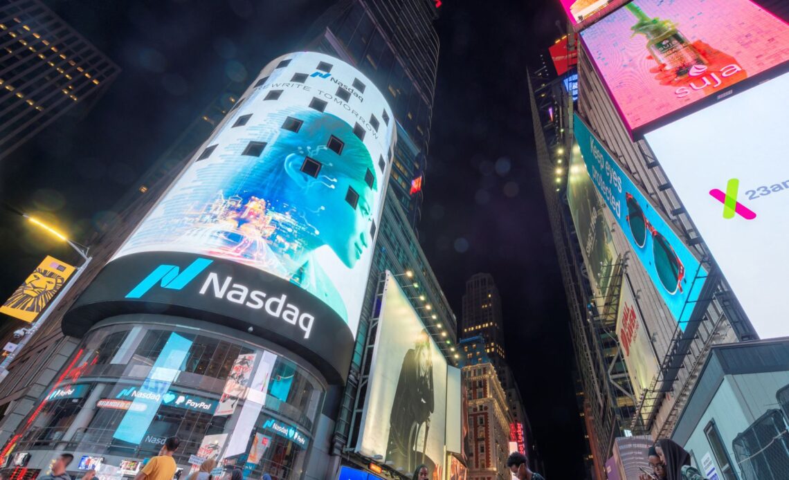 Stocks Plunge on a Rout in Chipmakers and a Hawkish Fed Hold